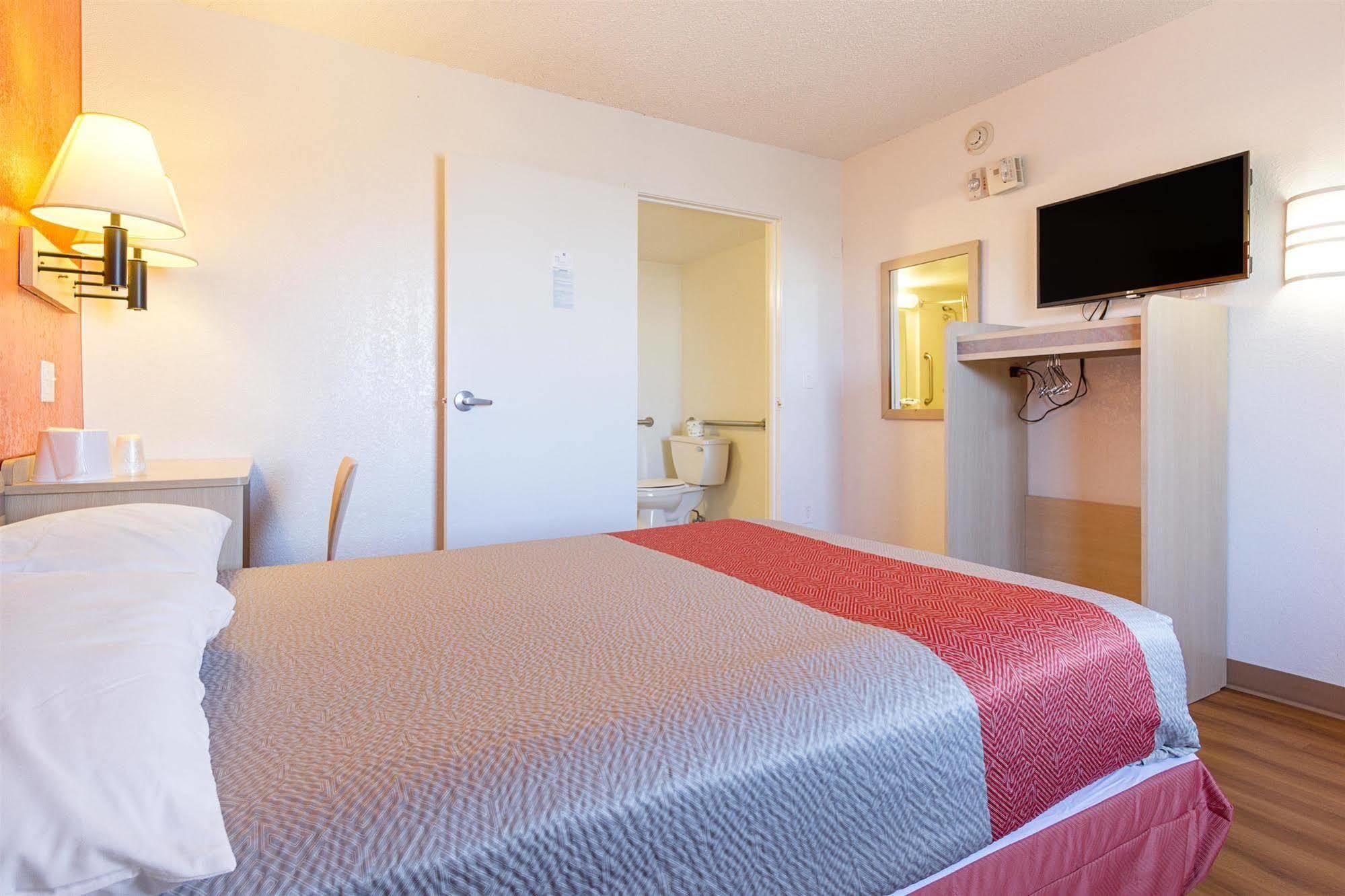 Motel 6-Mesa, Az - South Екстериор снимка