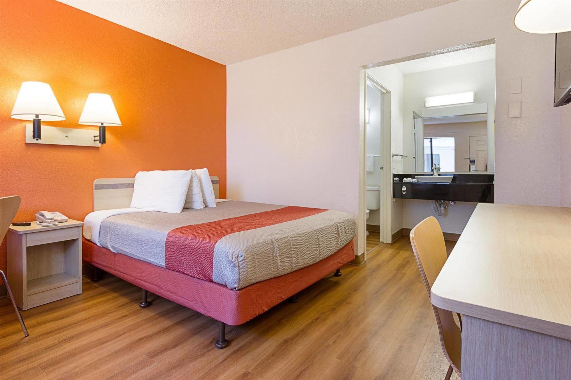 Motel 6-Mesa, Az - South Екстериор снимка